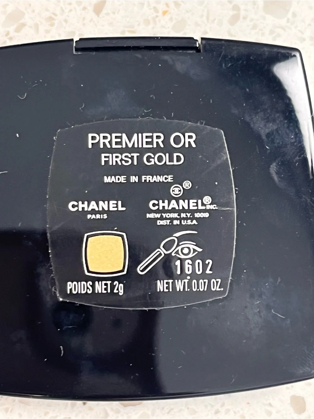 CHANEL Single Eyeshadow in Shimmery Gold